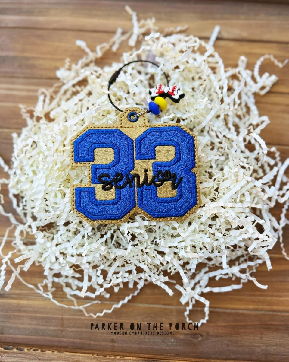 Bag Tag- Senior 33' - Digital Embroidery Pattern Download